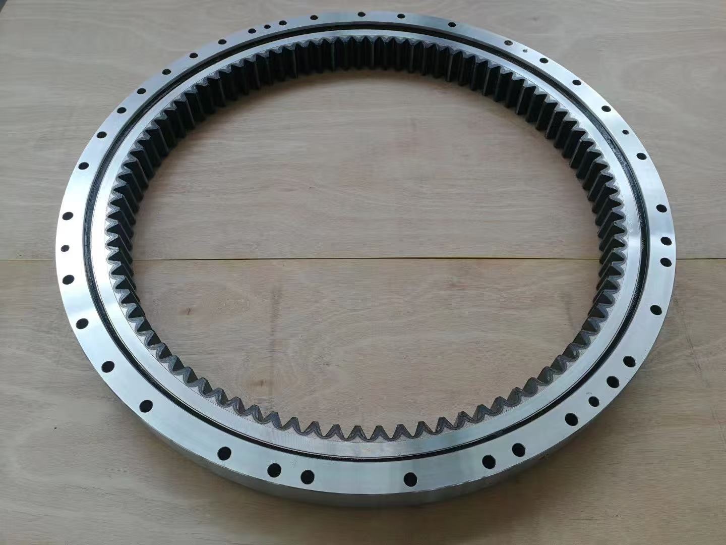 JS130 JCB Excavator 332/K8067 JNB0146 Excavator Slew gear