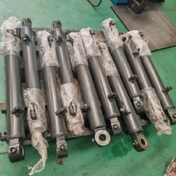 Hydraulic Cylinder 80052E TEREX MT4400  Lifting oil cylinder