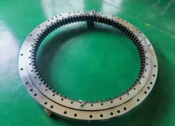 Slewing Bearing Revolving Ring 140109-00007A Excavator  DX420LC DX420LC-9C Revolving Gear DOOSAN